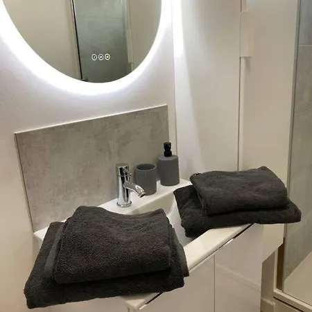 Parking Prive Balcon Cafe Ramonville-Saint-Agne