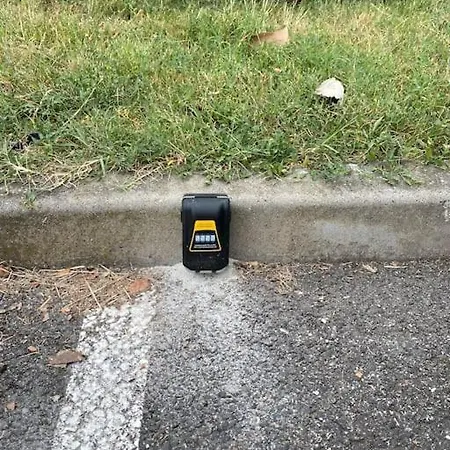 Parking Prive Balcon Cafe