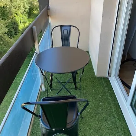 Appartement Parking Prive Balcon Cafe